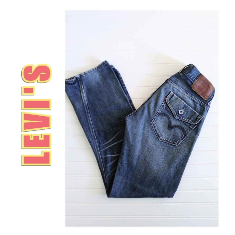 Levi's Mens distressed jeans 30 32